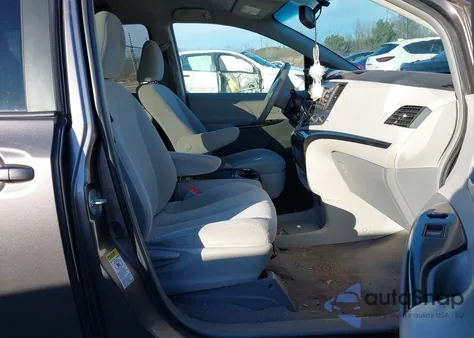 2011 Toyota Sienna Le V6 из США, поврежденный, VIN 5TDKK3DC4BS044365